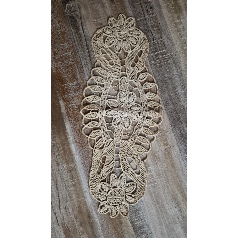 Antique Lace Embroidery Handmade Needlework Lace Trim